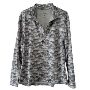 1764 Gray Camouflage Quarter-Zip Pullover Size Medium